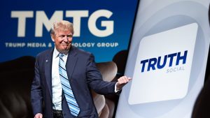 Trump Media sẽ airdrop token cho cổ đông vào ngày 2/2