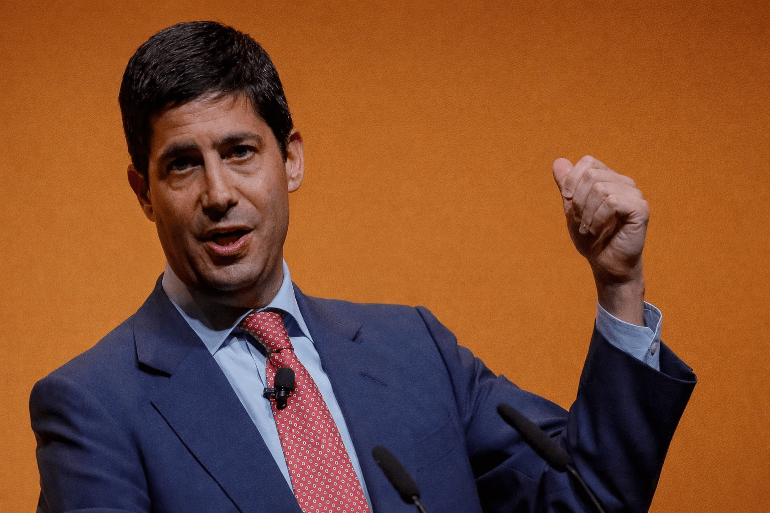 Chuyên gia kinh tế: Kevin Warsh có thể cắt giảm lãi suất mạnh và nhanh, vượt kỳ vọng thị trường