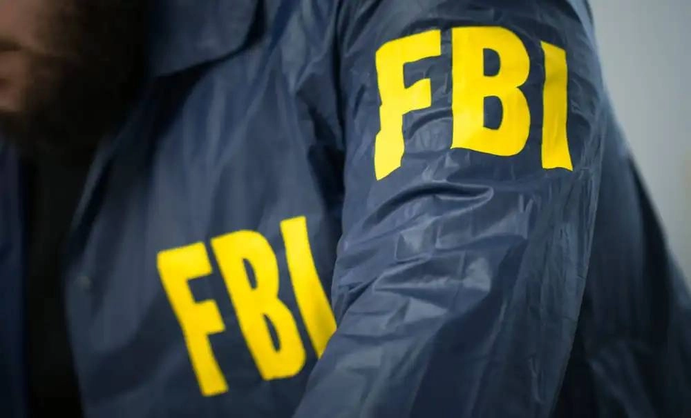 FBI: Người Mỹ mất hơn 11 tỷ USD vì lừa đảo crypto trong năm 2025缩略图 logo-footer